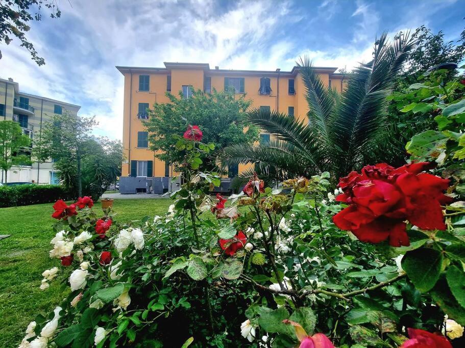 Appartamento Vista Giardino - L'Onda Blu 斯培西亚 外观 照片