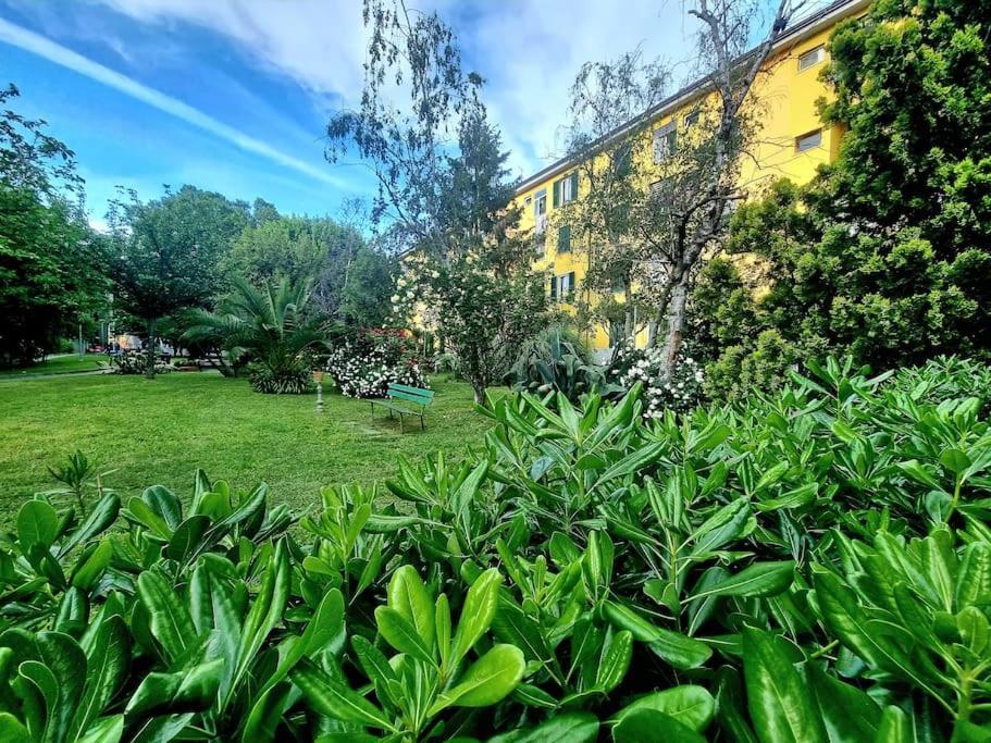 Appartamento Vista Giardino - L'Onda Blu 斯培西亚 外观 照片